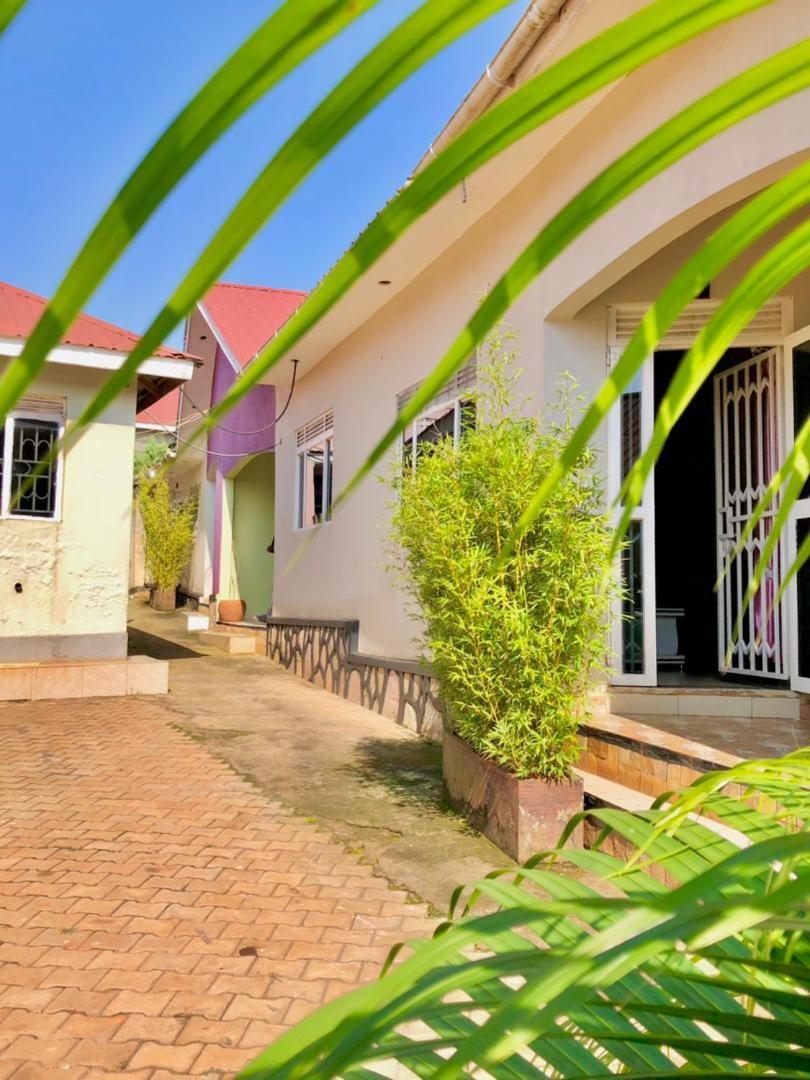 Airport Shoebill Hotel Entebbe Eksteriør billede